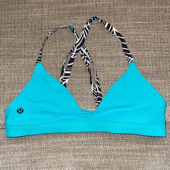 41 Lululemon Shanti Surf Triangle Top - Picture 3 of 9